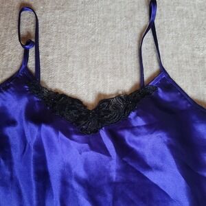 Apostrophic Purple Satin Cami Top Black Lace Trim‎ Sexy Lingerie